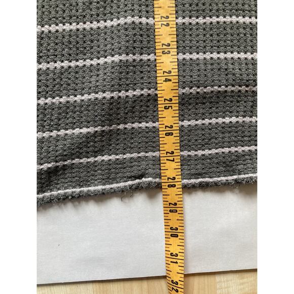 Free People Sunset Park Long Sleeved Thermal/Distressed Hem Sweater Size Large - Picture 8 of 9